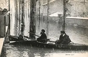 Marne Prints: Nogent-sur-Marne, France - L Avenue Neptune flooded