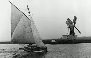 Sails Collection: Norfolk Broads - River Thurne