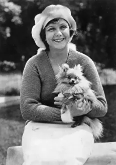 Norma Talmadge / Dog