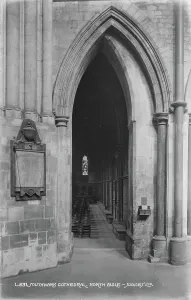 Showcases Prints: North Aisle of Southwark Cathedral