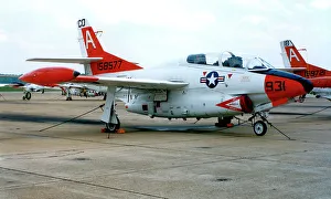 Buckeye Prints: North American Rockwell T-2C Buckeye 158577