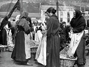 Images Dated 7th November 2018: North Shields Fish Wives early 1900s