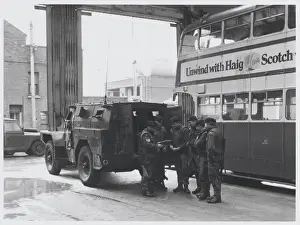 Copies Prints: Northern Ireland - Senior NCO briefing his patrol