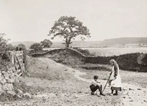 Northumberland - children on the road near Lamb Shield