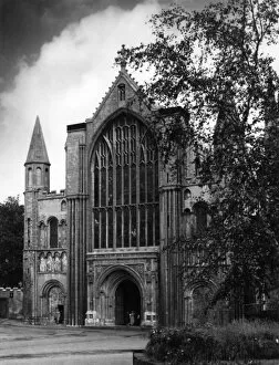 Images Dated 7th October 2015: Norwich Cathedral 1930S