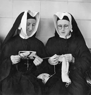 Images Dated 26th May 2017: Two nuns in Eastbourne, Sussex