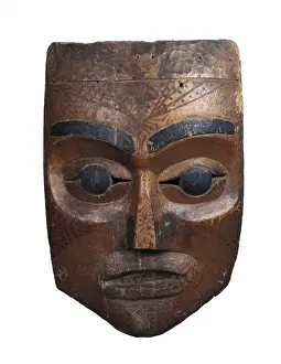 Nutka mask made of wood, usually placed