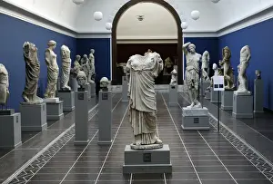 Ny Carlsberg Glyptotek. Copenhagen. Inside
