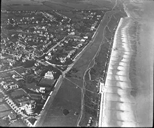 Essex Gallery: O E Simmonds aerial view of the Frinton-on-Sea Essex