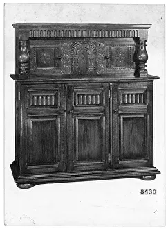 Dresser Prints: An Oak dresser