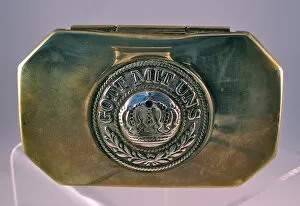 Images Dated 25th January 2012: Octagonal hinged tin with a German Gott Mit Uns badge