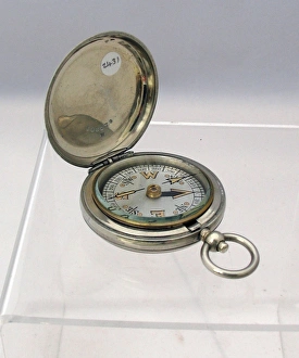 Images Dated 28th January 2012: Officers compass, WW1