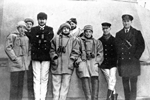 Images Dated 2nd January 2005: Officers of the Dreadnought wearing war winter kit for active service