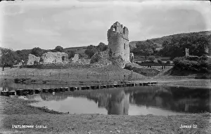Ogmore Prints: Ogmore Castle Ruins