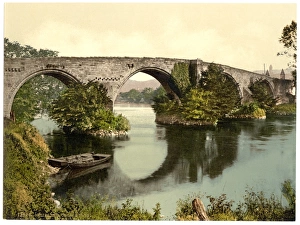 Stirling Gallery: Old bridge, Stirling, Scotland