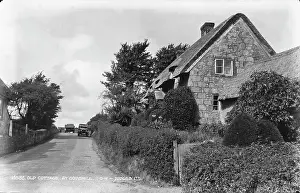 Godshill Prints: Old Cottage at Godshill