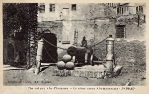 Images Dated 7th July 2016: Old gun, Abu Khazama, in Baghdad, Iraq