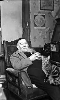 Old man with cat, Paris