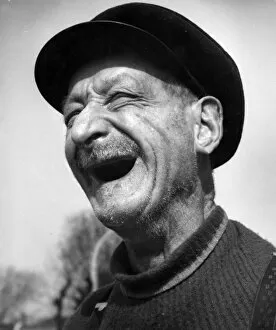 Images Dated 26th May 2017: Old man laughing, Balham, SW London
