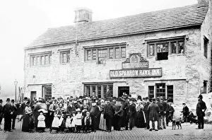 Sparrow Prints: Old Sparrow Hawk Inn, Burnley, early 1900s