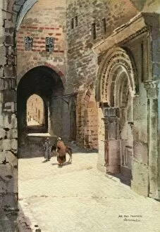 Archway Gallery: An old street in Jerusalem