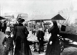 Oldham Prints: Oldham Tommyfield Market early 1900s