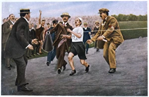 Olympic Games Gallery: Olympics / 1908 / Marathon
