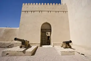 OMAN. AD DAKHILIYAH. NIZWA. Nizwa. Nizwa Fort