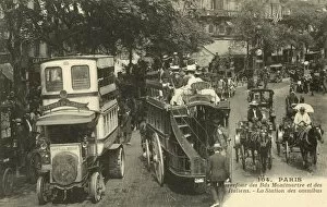 Images Dated 12th April 2012: An omnibus station in Paris