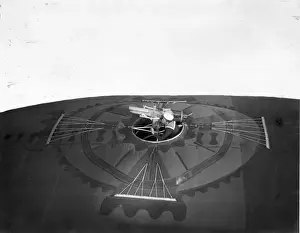 One-pounder quick-firing gun on top of the envelope