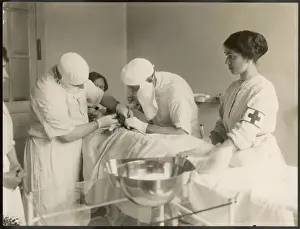 Operation / Photo