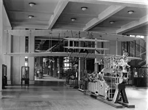 The original 1903 Wright Flyer on display - Science Museum