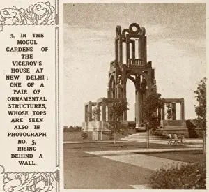 Lutyens Prints: Ornamental structure in the Mogul Gardens, New Delhi