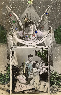 Images Dated 8th November 2016: Ornate, glittery kitsch French Christmas Greetings postcard