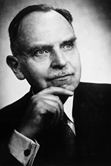 Chin Collection: OTTO HAHN