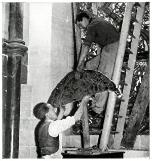 Outbreak of WWII - removing Canterburys priceless glass
