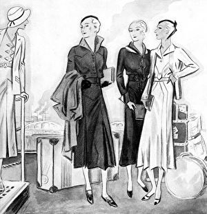 Images Dated 28th October 2015: Outfits for an ocean cruise