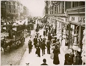 Pedestrians Collection: Oxford Street / 1900 / Photo
