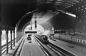 Railways Gallery: Paddington Station, platform 5 and 6 - London