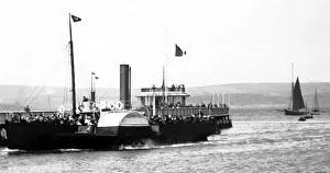 Weymouth Prints: Paddle steamer, Weymouth Pier