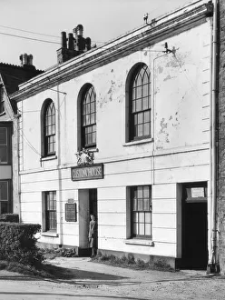 Images Dated 13th May 2011: Padstow Custom House