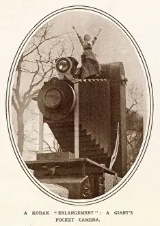 Giants Prints: The pageant was to promote the up-and-coming International Advertising Exhibition at White City