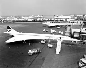 A pair of British Airways Concordes (including G-BOa)