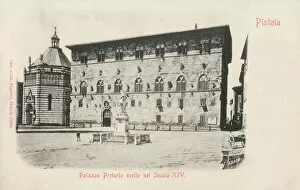 Images Dated 16th June 2020: Palazzo Pretorio - Pistoia, Tuscany, Italy