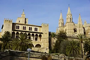 Mallorcan Collection: Palma, Mallorca - Cathedral Sa Seu, Almudaina Palace