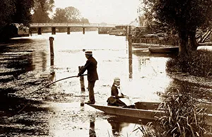 Pangbourne Prints: Pangbourne Whitchurch Bridge Victorian period