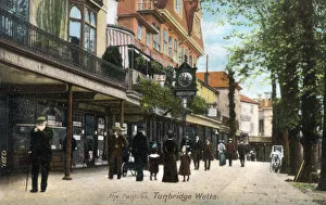 Images Dated 15th December 2020: The Pantiles, Royal Tunbridge Wells, Kent