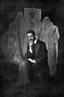 Images Dated 9th November 2015: Paranormal: William S. Marriott with three simulated spirits