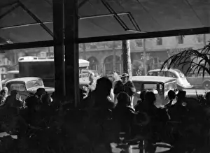 Attracts Prints: Paris Cafe Culture