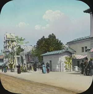 Universelle Gallery: Paris Exhibition 1900 - Street Scene